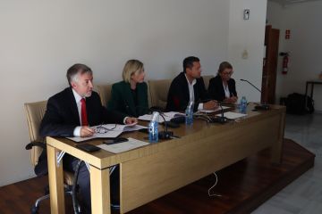 Comisión de Espectáculos: Figuras destacadas del gobierno valenciano debaten estrategias clave